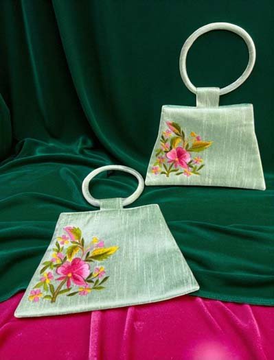 Floral Embroidered Bag