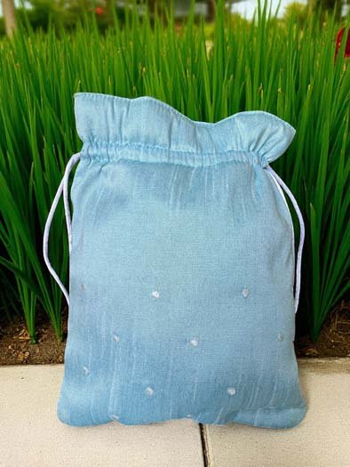 Elegant Embroidered Gifting Potli Bag