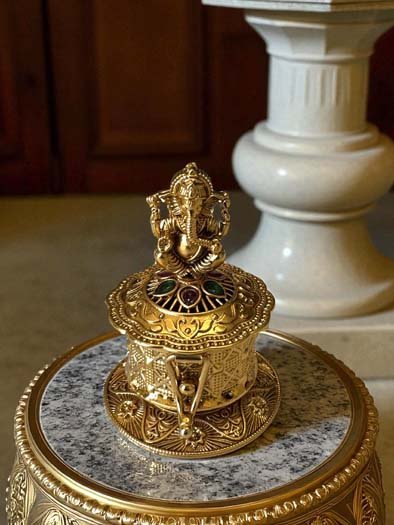Gold Finish Kumkum Dabbi With Ganesh Ji Idol