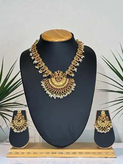 Elegant Rajwadi Necklace Set