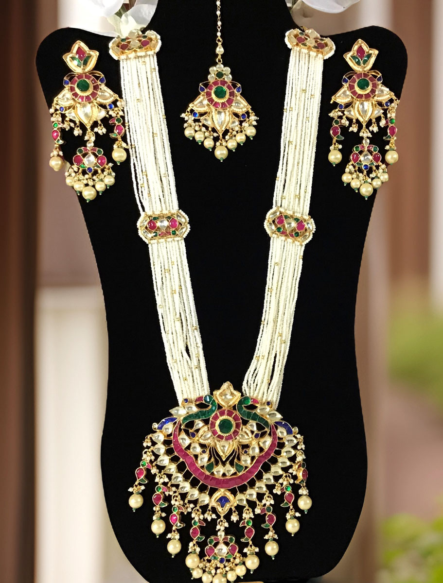 Pachi Kundan Long Rani Haar Pendant Set with Maangtikka