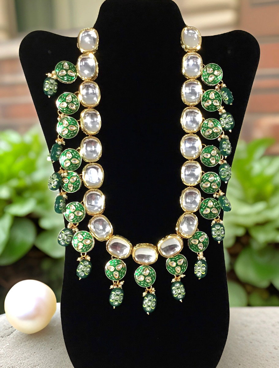 Kundan Set with handprinted beads