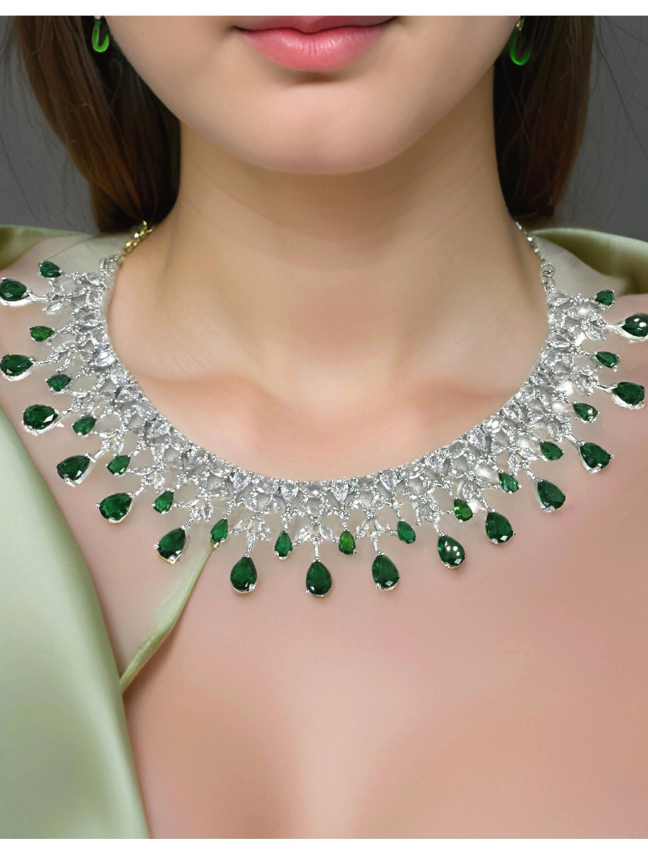 Fine Quality AD/CZ Emerald Green stones necklace set