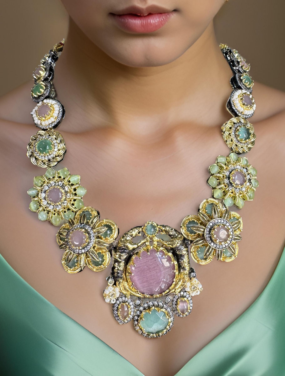 Sabyasachi Inspired Flower Design Necklace Set