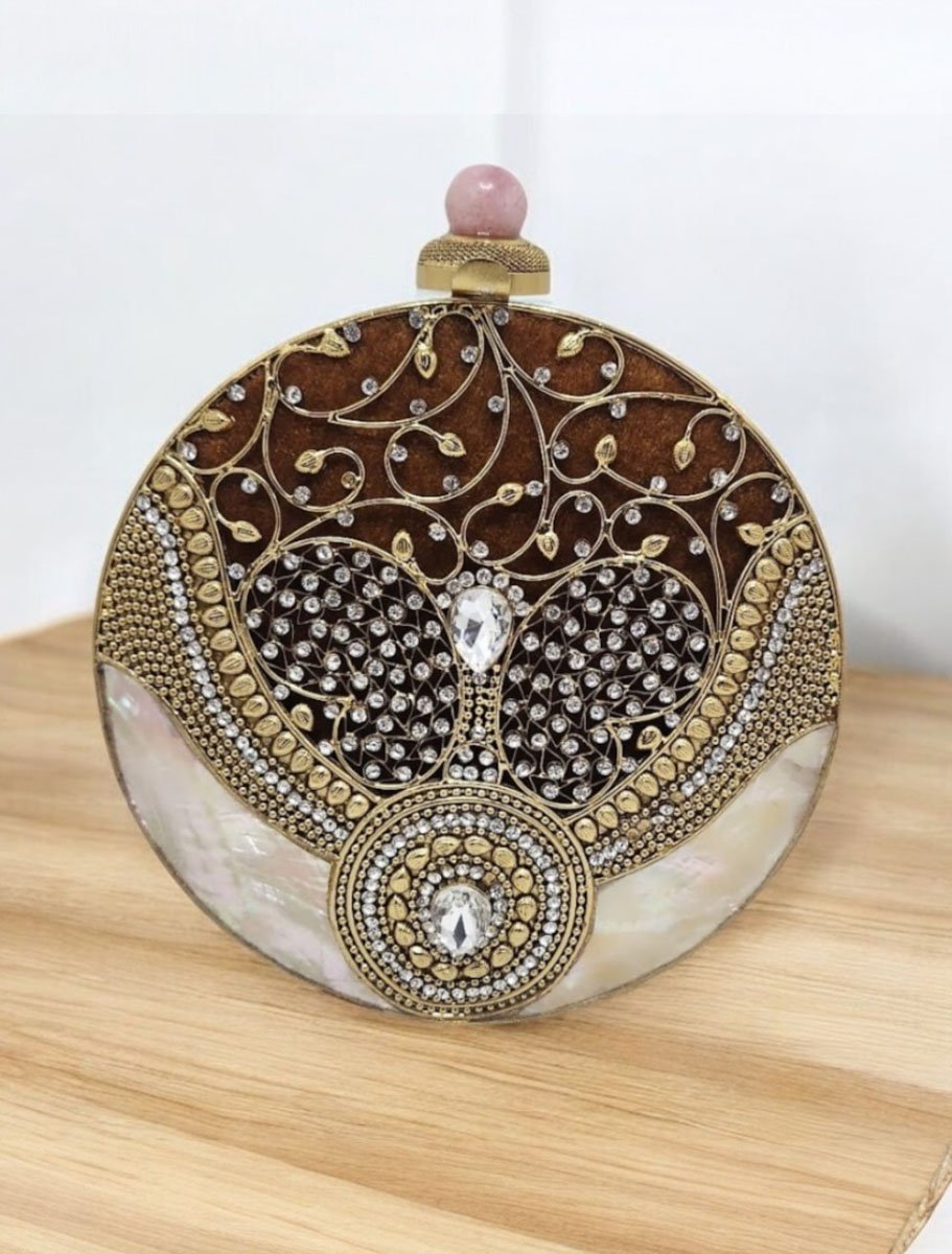 Round Shaped Intricate Work MOP Clutch