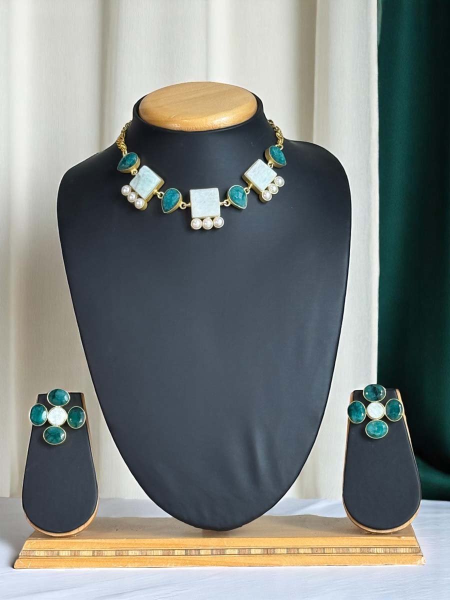 Summer Style MOP Necklace Set