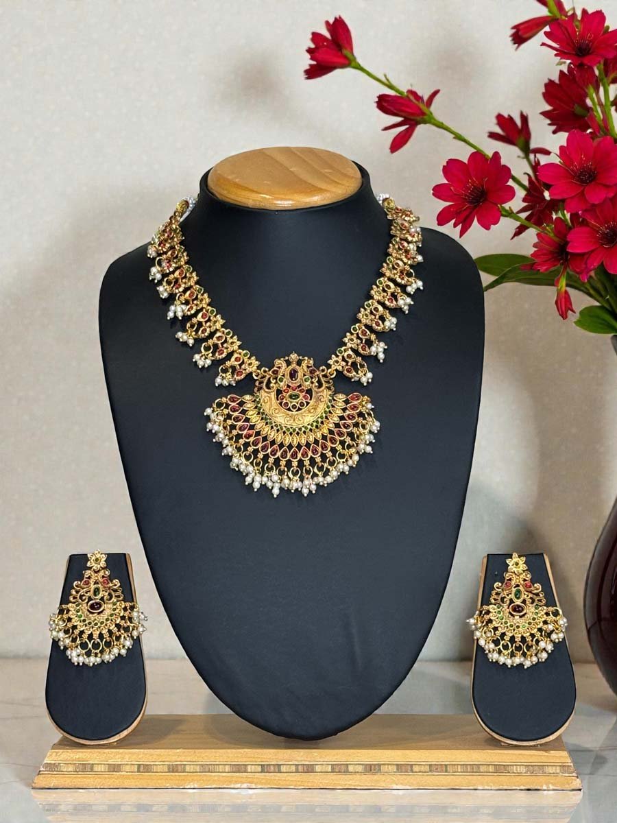 Elegant Rajwadi Necklace Set