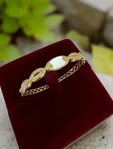 Delicate MOP CZ bracelet