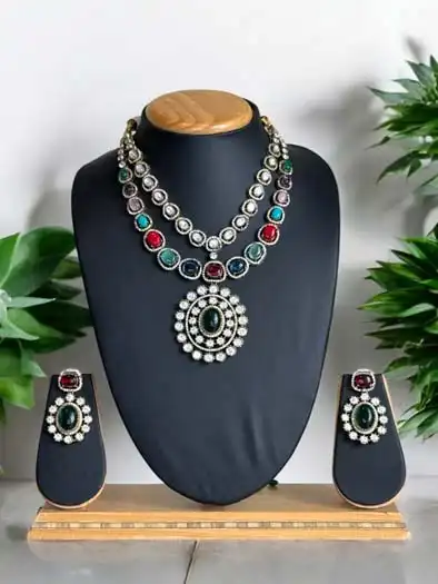 Gorgeous 2 Layer Moissanite Kundan Necklace Set