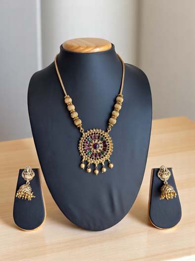 Gold Plated Rajwadi Pendant Set