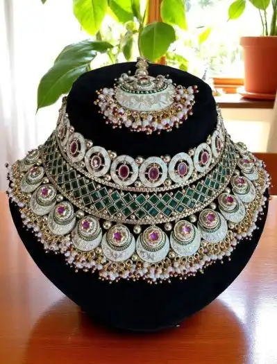 Bollywood Inspired Royal Rajwadi Choker Set w/ maangtika